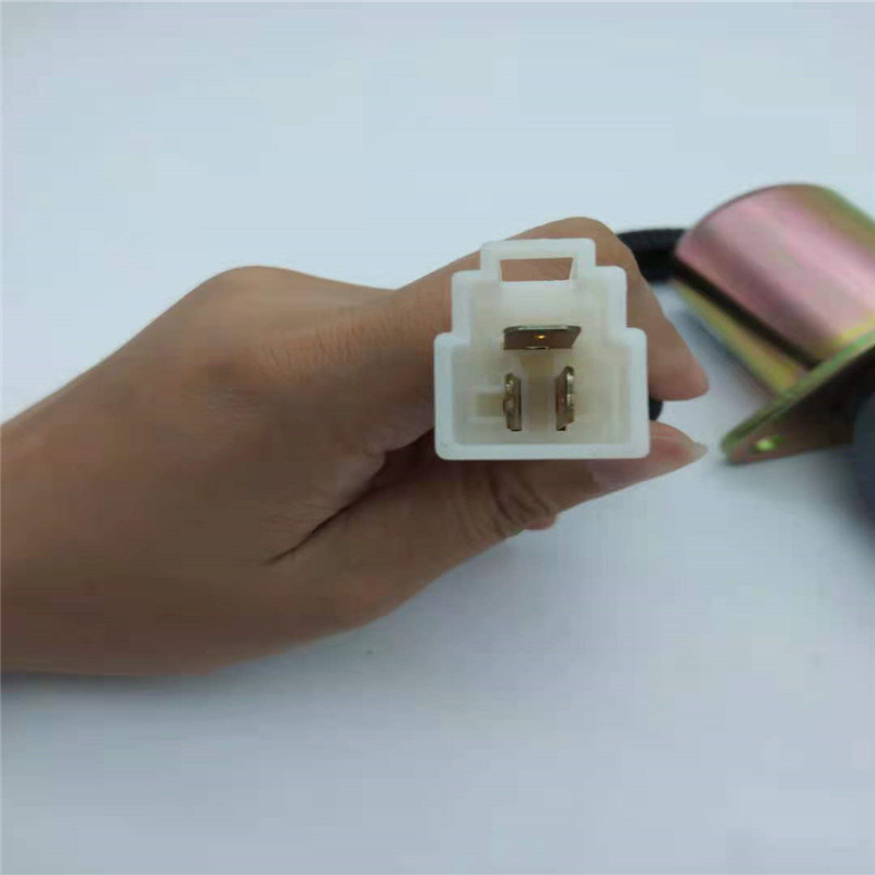 1753ES-24A3UC5B1S1/119807-77800 شیر برقی توقف مناسب YANMAR 4TNE98/94/C88