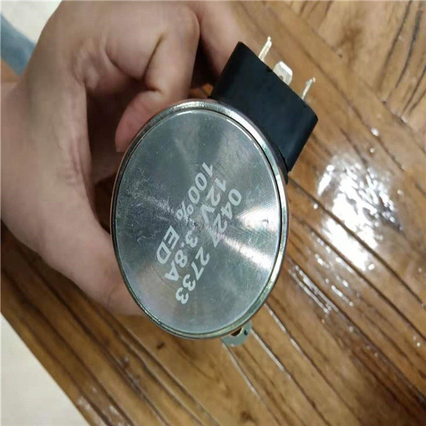 شیر برقی توقف 04170534R 04272733 مناسب برای بیل مکانیکی Deutz Bobcat Skid Steer Loader