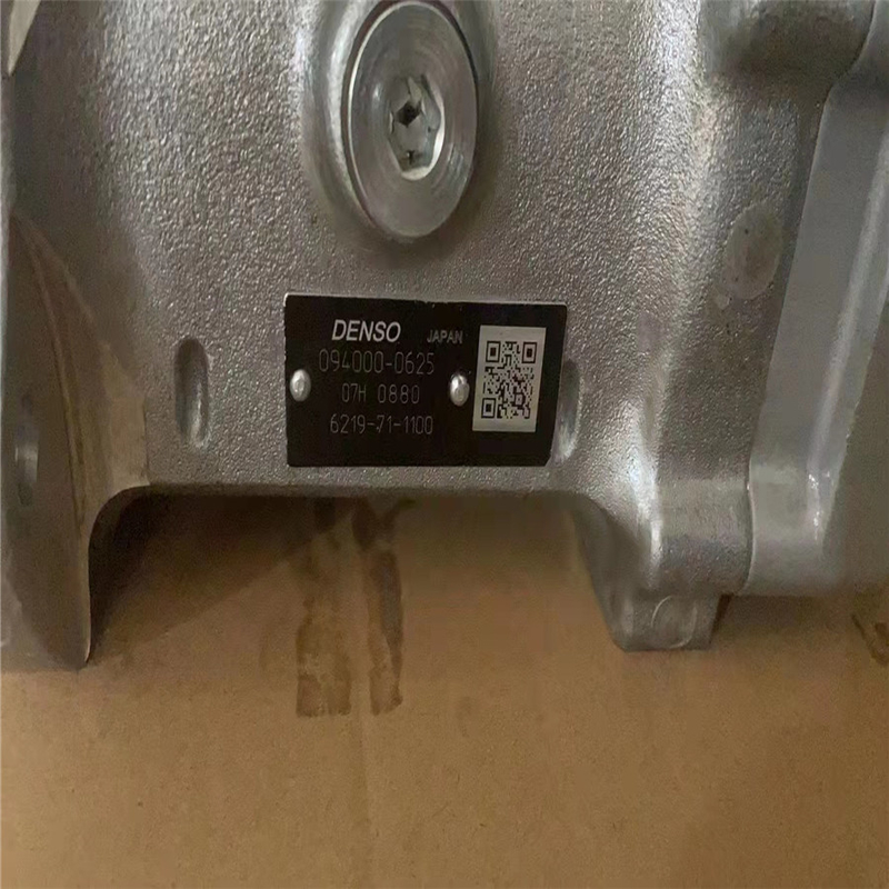 6219-71-1100 پمپ تزریق سوخت دیزل Assy PC2000-8 WA800 WA900 SAA12V140E 6219711100